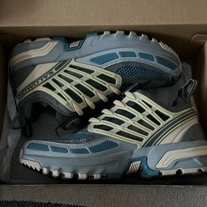 Salomon sneakers